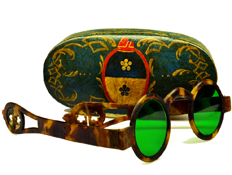 Occhiale protettivo con astuccio