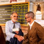 Persol celebra il Premio Strega 2026 con un’edizione speciale della collezione Riviera dedicata al vincitore Michele Mari